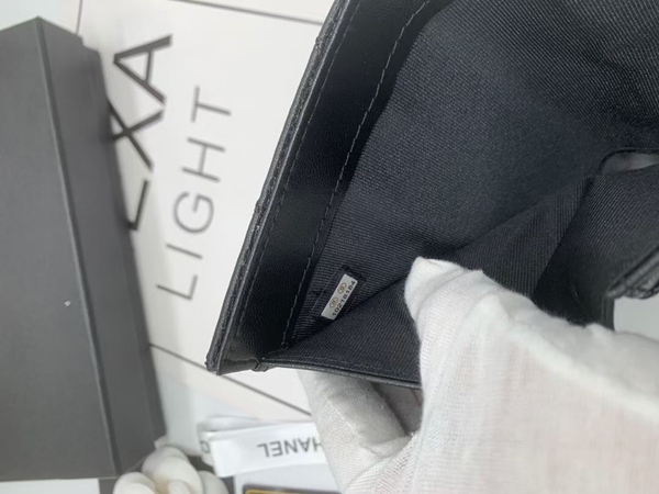 コピーシャネル激安財布全体デザイン